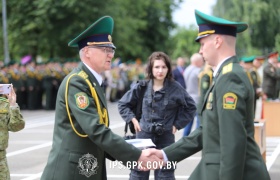 Торжественная церемония выпуска офицеров Института пограничной службы