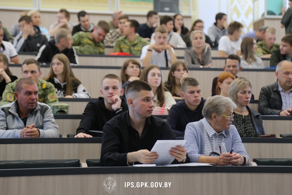 Сегодня в Институте пограничной службы завершился набор будущих курсантов-пограничников.