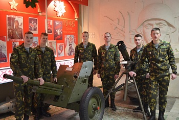 Курсанты посетили музей истории Великой Отечественной войны