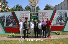 В Институте пограничной службы вручены лейтенантские погоны