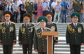 Курсанты Института приняли присягу на верность белорусскому народу