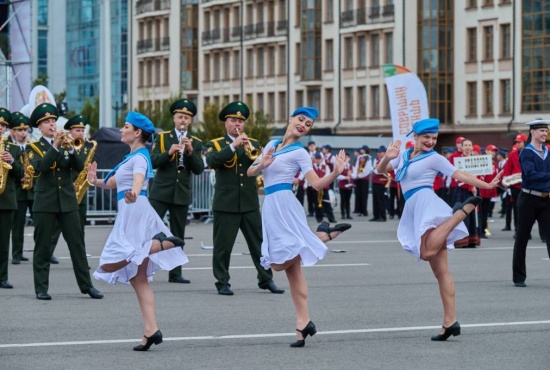 Танцевальная группа