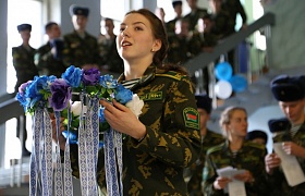 В Институте прошел флешмоб, посвященный 135-летию со дня рождения Якуба Коласа