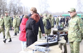 Более 900 человек пришли в Институт погранслужбы на День открытых дверей