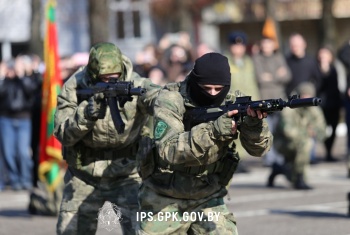 Более 900 человек пришли в Институт погранслужбы на День открытых дверей