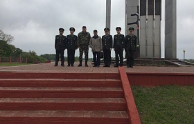 С охраной границы на речном участке ознакомились военнослужащие КНР, обучающиеся в Институте