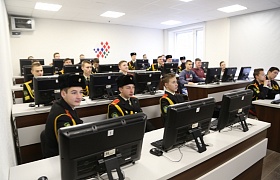 День открытых дверей прошел в Институте пограничной службы