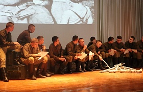 Постановка "Василий Теркин" глазами курсантов Института пограничной службы 