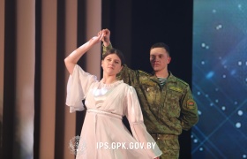 «Здравствуй, Институт!»: Первокурсники Института пограничной службы представили творческий отчет